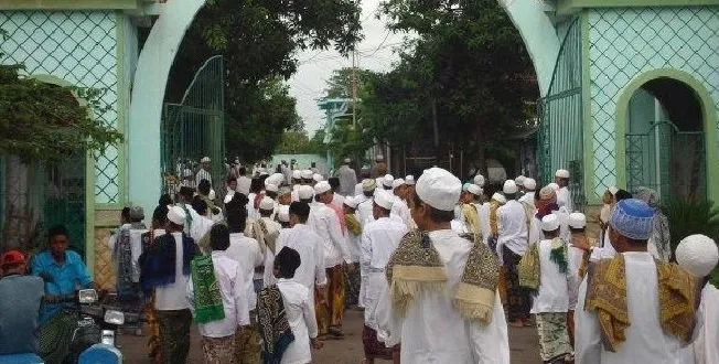 Pesantren 570f1b226623bdf304ee1836