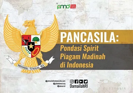 Meski Pancasila hingga kini secara de facto dan de jure masih diakui sebagai dasar negara yang sah, tapi masih saja ada pihak-pihakyang menggugatnya. Terutama sekelompok orang yang mengaku beragama Islam yang suka mengkafir-kafirkan dan menyalahkan. Menganggap Pancasila dan Islam adalah dua hal yang berbeda secara diametral. Tak hanya itu, ia juga menganggap Pancasila, NKRI dan demokrasi adalah thaghuut yang tidak layak dianut. Padahal, jika kita mau menyelami sejarah Nusantara secara lebih jauh, antara Islam dan Pancasila sebenarnya sudah menyepakati kata ‘kompromi’. Lalu, masih bijakkah kita menghadapkan secara vis a vis antara Pancasila dan Agama? Secara substansi, Pancasila adalah nilai-nilai filosofis, sementara Islam adalah way of life yang mela­hirkan tata hukum se­luruh aspek kehidupan manusia. Pancasila secara subyektif hanya diberlakukan di Indonesia, sementara Islam adalah rahmat bagi alam semesta. Pancasila adalah kreatifitas intelektual manusia yang nisbi, sementara Islam adalah dinul haq dari Allah swt, pencipta alam semesta. Islam diturunkan Allah untuk menjadi rahmat bagi manusia dan seluruh alam semesta, sementara Pancasila -meminjam istilah Salahuddin Wahid-masih terjadi kesenjangan antara cita dan fakta. Membandingkan Islam dan Pancasila ibarat membandingkan volume air laut dengan volume setetes air. Islam dan Pancasila dari berbagai perspektif bukanlah dua hal yang bisa dibandingkan. Namun bukan berarti Pancasila salah, tidak ada yang salah dengan Pancasila. Sebagai seorang muslim, meski Islam belum diterapkan secara kaffah dalam sebuah negara, namun tertancap keyakinan kuat bahwa Islam akan menjadi solusi atas segara permasalahan manusia. Berbeda dengan pancasila, meski telah 72 tahun diterapkan di negeri ini, masih menyisakan kesenjangan antara cita dan realita yang hampir tak berujung. Sebagai contoh, kita sering melihat kaum beragama yang dalam kehidupan berbangsa dan bernegara mendiskrimasi saudara sebangsanya, hanya karena berbeda. Tentu ini menjadi fenomena pahit yang tidak mencerminkan laku Pancasilais dalam diri masyarakat Indonesia. Pondasi Utuh Pancasila adalah seperangkat filosofi hidup (set of philosophy) yang sifatnya terbuka. Setiap orang dengan mudah bisa mengatakan bahwa dirinya adalah seorang pancasialis berdasarkan tafsiran masing-masing secara subyektif. Bahkan setiap orang juga bisa menilai orang lain tidak pancasilais dengan tafsiran yang subyektif pula. Di negeri ini agama yang jelas-jelas memiliki ‘tuhan banyak’ pun tetap bisa menyebut agamanya pancasilais (Ahmad Sastra, 2016). Maka begitu juga, mengatakan bahwa Islam itu Pancasilais adalah tidak sepenuhnya benar. Sebaliknya, mengatakan bahwa Islam tidak Pancasilais juga menjadi kekeliruan yang besar. Dalam kondisi ini, kita perlu memahami bahwa nilai-nilai yang termaktub dalam Islam dan nilai-nilai yang tercantum dalam Pancasila adalah saling bertemu tanpa tudung aling-aling sedikitpun. Jadi, sebenarnya, Islam dan Pancasila adalah pondasi kokoh mewujudkan harmoni kehidupan berbangsa, bernegara, dan beragama. Lihat saja Piagam Madinah yang pernah dibuat oleh Nabi Muhammad ketika hijrah ke Yatsrib, ia adalah bentuk nilai-nilai yang sama dengan Pancasila yang dilaksanakan di bumi Timur Tengah. Dengan demikian, Islam dan Pancasila merupakan pondasi utuh mewujudkan spirit Piagam Madinah di Indonesia. Pasalnya, di dalamnya tidak ada hasrat untuk menguntungkan satu pihak dan merugikan pihak lain, bahkan bagi umat Islam sendiri. Sabagaimana Piagam Madinah, Pancasila juga menghendaki adanya penaungan hak dan kewajiban dalam masyarakat plural sehingga tidak terjadi tindakan pecah-belah. Piagam Madinah membuka mata kita untuk dapat melihat dan belajar bahwa spirit Islam menghendaki sebuah asas kebebasan beragama, kerukunan, keadilan, perdamaian, musyawarah, persamaan hak dan kewajiban. Begitu juga dengan Pancasila, yang merupakan terobosan filosofis, ideologis, dan historis sebagai ideologi pemersatu bangsa yang dilahirkan melalui proses negosiasi serta partisipasi yang diikuti perwakilan komunitas suku, agama, ras dan antargolongan yang ada di Indonesia, sebagai sebuah landasan kehidupan sosial politik Indonesia yang plural dan modern. (Rachman, 2006). Karena itu, Piagam Madinah maupun Pancasila bukan didesain untuk menonjolkan satu golongan saja, misalnya, dengan mencantumkan “syariat Islam” secara eksplisit,—akan tetapi dibuat dan dirancang sebagai sebuah cita-cita dan semangat bersama untuk mewujudkan kehidupan ber-Bhineka Tunggal Ika: Berbeda-beda tetapi tetap satu jua, dengan berpedoman pada prinsip demokrasi atau syura; musyawarah untuk mufakat. Pada titik inilah kita perlu bersama-sama merenungkan kembali bahwa spirit Piagam Madinah dan Pancasila ialah sebagai platform bangsa yang pluralistik. Bahkan setiap sila dalam Pancasila merupakan obyektifikasi—dalam istilah Kuntowijoyo dari nilai-nilai universal dalam setiap agama dan kepercayaan. Walaupun berbeda-beda dari segi syariat dan aqidah, ada nilai-nilai yang diyakini bersama sebagai nilai-nilai luhur. (Kuntowijoyo, 1997). Nilai-nilai bersama itu menurut Nurcholish Madjid, dalam al-Qur’an disebut dengan kalimatin sawa. Pancasila adalah kalimatin sawa—common ground. (Madjid, 1991). Dari itu, marilah sebagai warga pemeluk agama Islam agar sama-sama menjunjung tinggi Pancasila dan mengubur segala hasrat membenturkan Islam dan Pancasila. Sebab, keduanya tidaklah saling bertentangan. Justru saling menguatkan. Sebab, keduanya merupakan entitas yang harus tetap ada dalam diri umat Islam di Indonesia sebagai pondasi kokoh mewujudkan spirit Piagam Madinah yang pernah digaungkan Rasulullah berabad-abad lalu. Wallahu a’lam bish-shawaab.
