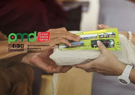 Syariat Berbagi dalam Bingkai Persamaan Manusia