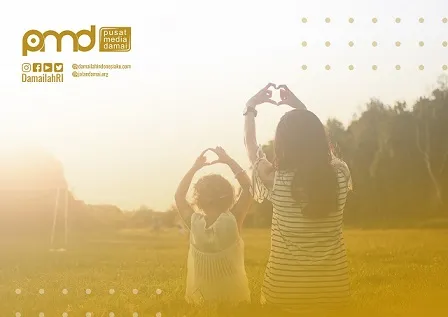 Perempuan Pencetak Karakter Anti-Kekerasan Pada Anak Sejak Dini