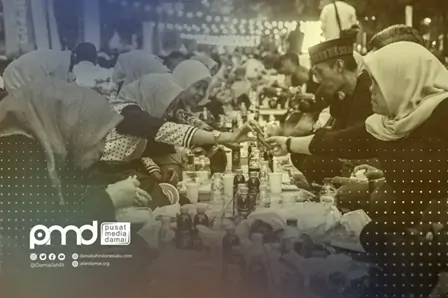 Ramadan Nusantara : Jalinan Kesalehan Ajaran dan Kearifan Lokal