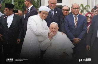 Melintasi Batas Intoleransi: Kunjungan Paus ke Masjid Istiqlal sebagai Cermin Persatuan Indonesia