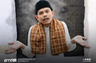 Photo 6244525223529090477 Y