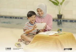 Bekal Praktis Anak di Ruang Digital: Melatih Berpikir Kritis, Mengenali Manipulasi, dan Berani Menolak