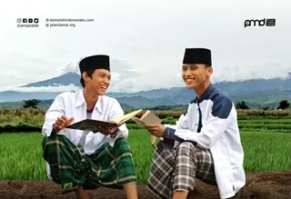 Memahami “Santri” sebagai Kata Sifat